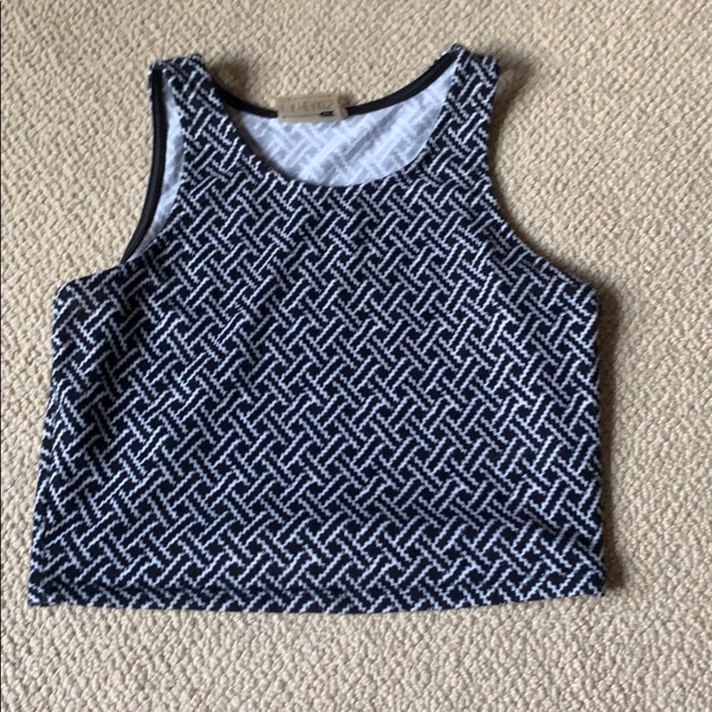 Crop top